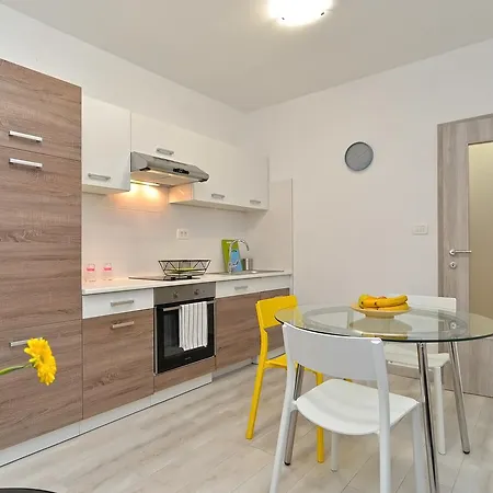 Martina 1625 Apartmán